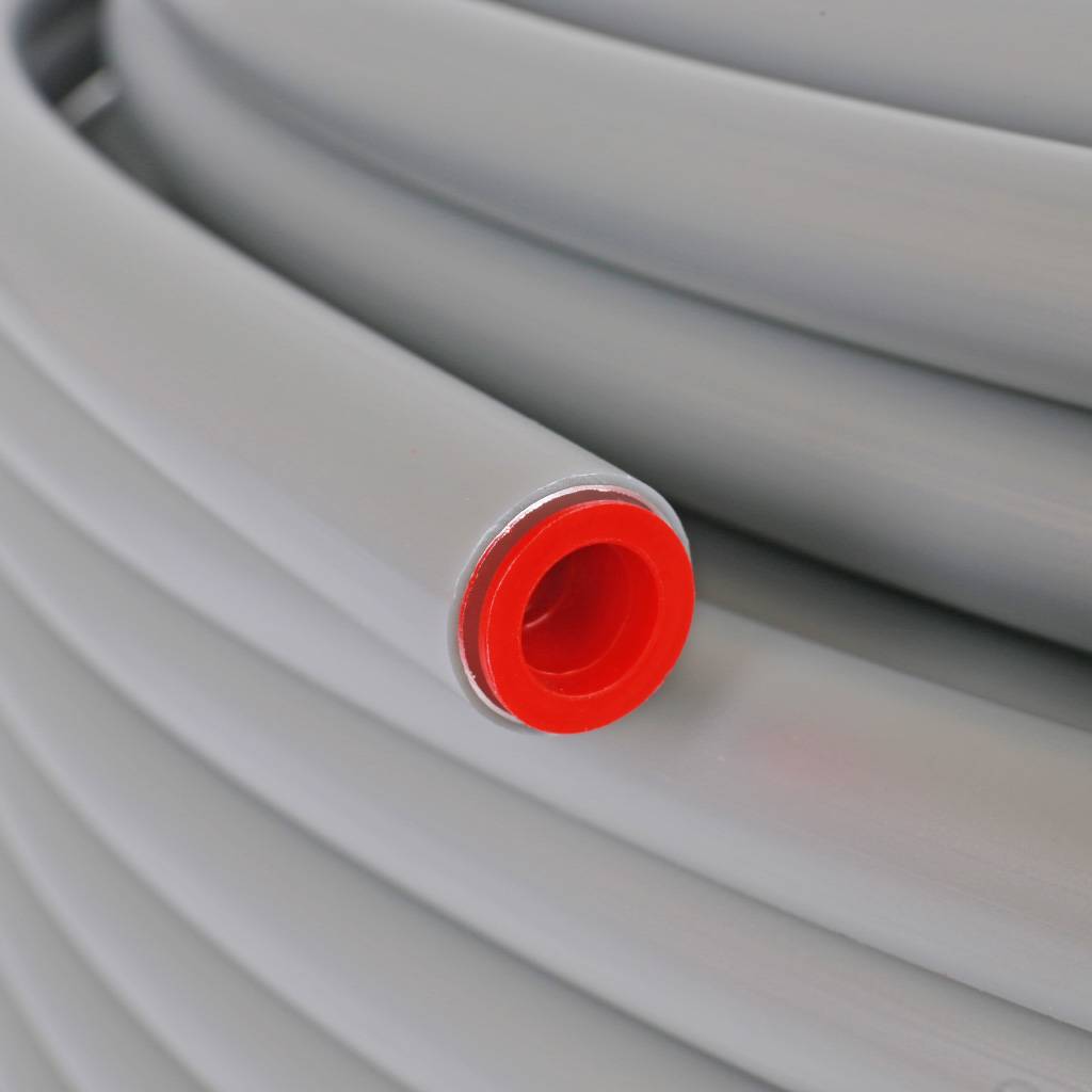 ����� ���������� STOUT PEX 20x2,9 (����� 100 �), �����