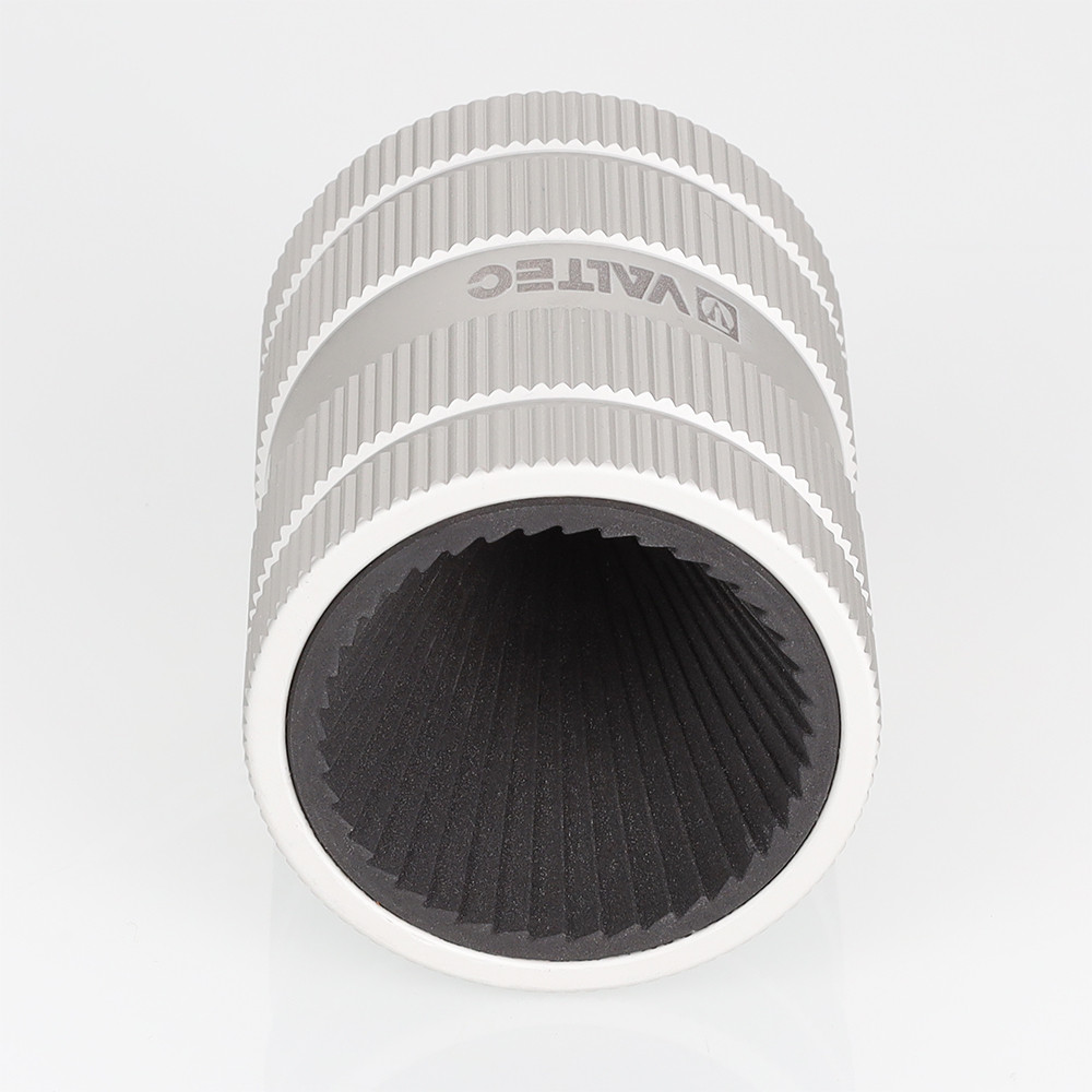 �������� ��������� �������� Zehnder Charleston 3050 �/� (32 ������)